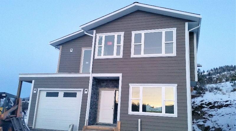 2016 Built 5 Bedroom Home! Lots of Square Footage! NET GST INCL!