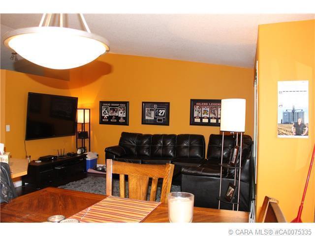 Walkout Basement Overlooking Pond - Listed by 2 % Realty Inc