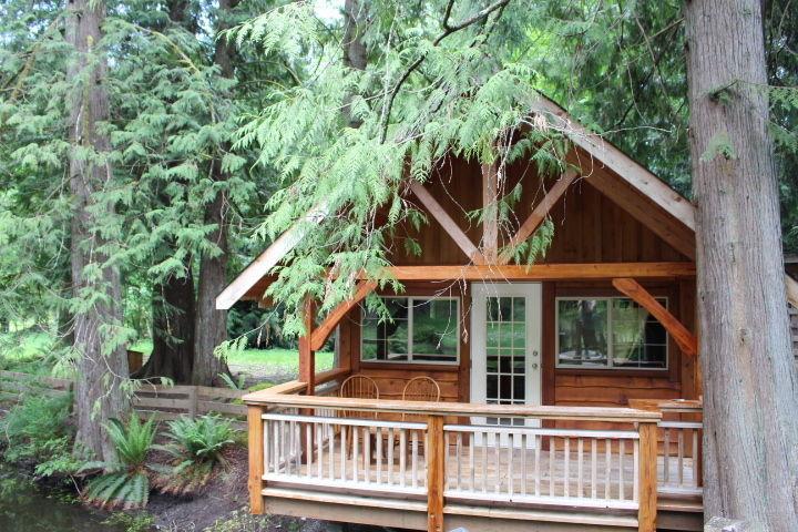 Feb.15 Gorgeous Timber Frame Cabin for Rent