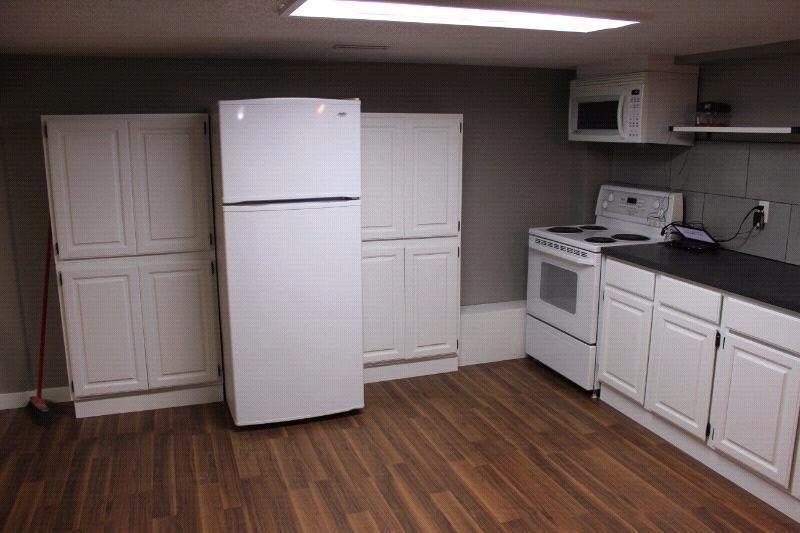 Lacombe 2 Bedroom Legal Basement Suite - All Utilities Included
