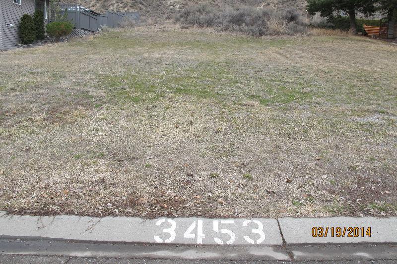 Building Lot in Rivershore (3453 Navatanee Drive)