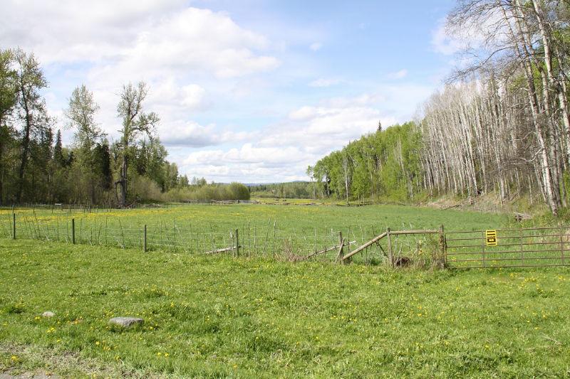 Farm land in Canada for Sale - 765 Acres with Private Lake!