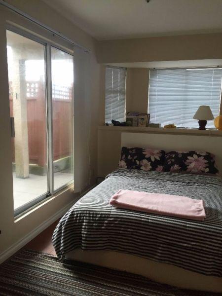 Studio Apartment - perfect for UBC students/ working couple