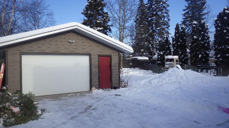 Beautiful home, garage, lots of extras. Dufferin Ave in Westwood