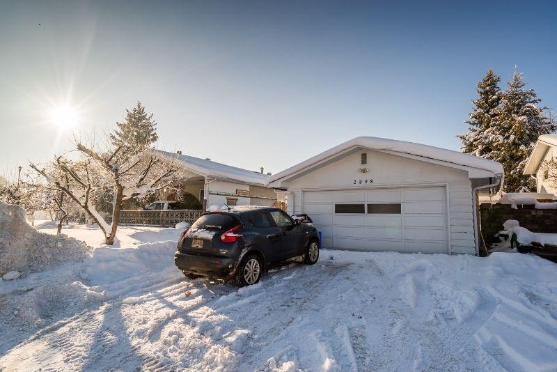 GREAT HOME WITH DETACHED GARAGE!