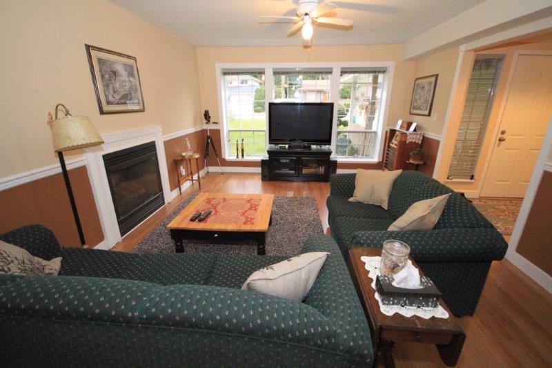 Spacious Five Bedroom Home in Gibsons