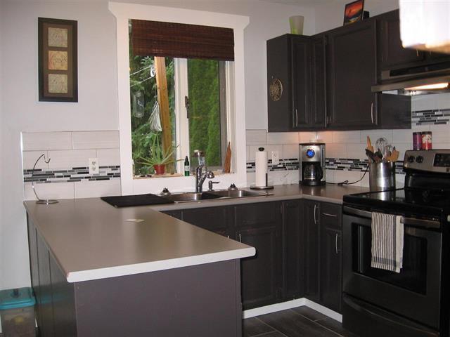 Beautifully Renovated Home on the Bench!