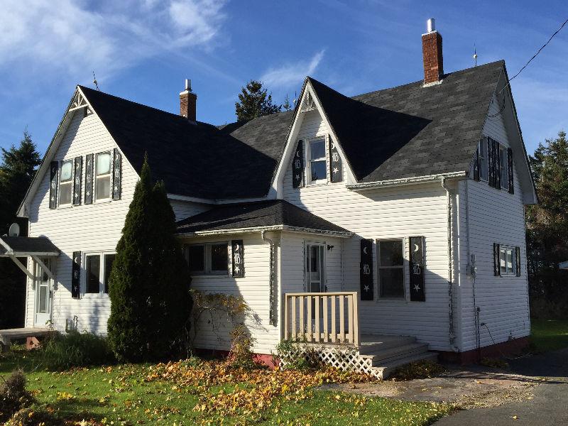 COUNTRY HOME WITH LOTS OF POTENTIAL ON PRINCE EDWARD ISLAND