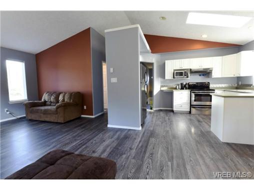 Fully finished walk out basement to a huge back yard
