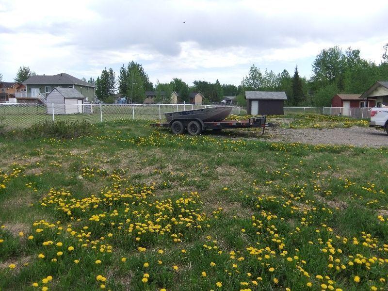 Serviced lot in the Rodeo Grounds