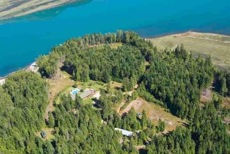 Sub-dividable land plus Wilderness Resort, lakefront