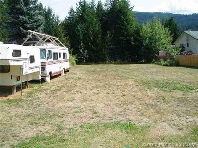 605 Cherry Avenue, Sicamous - In Town Building Lot