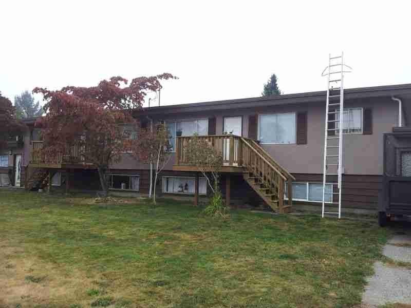 Amazing cash flow: Fourplex for sale in