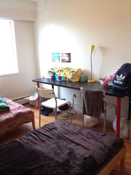 Room for 2 people in downtown from March 1st