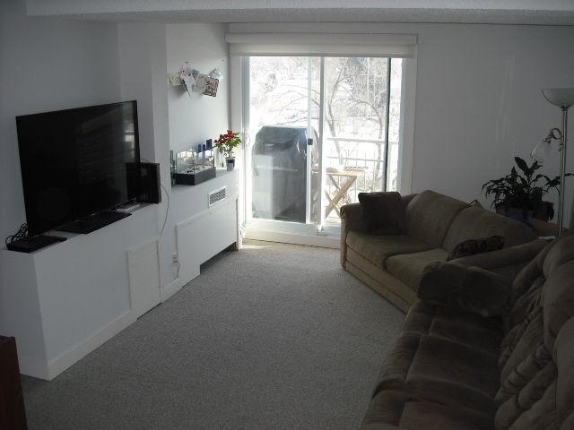 3 month sublet starting Apr 1 w/ option to renew lease for 1 yr