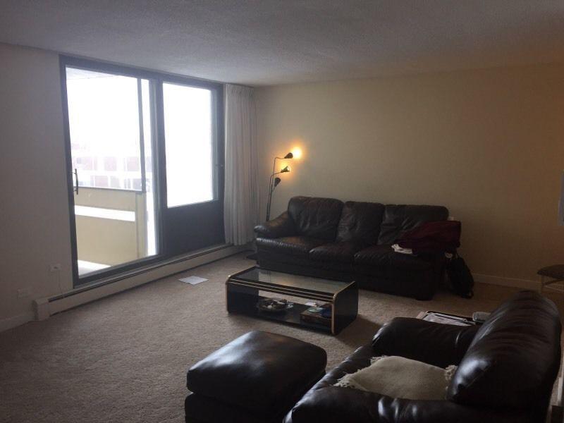 Massive apartment for rent/lease take over $880