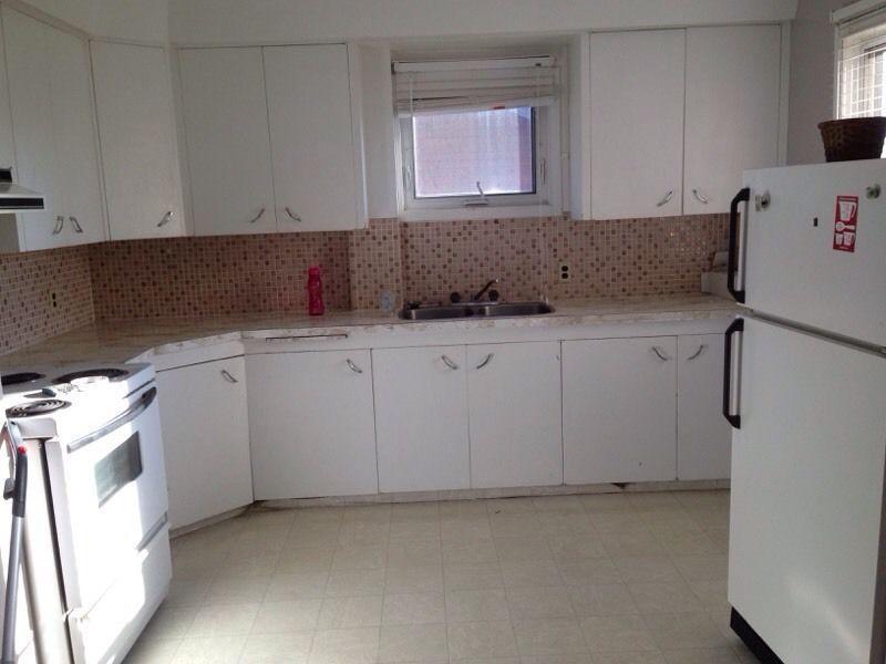 Spacious 2 Bedroom Apt for Rent