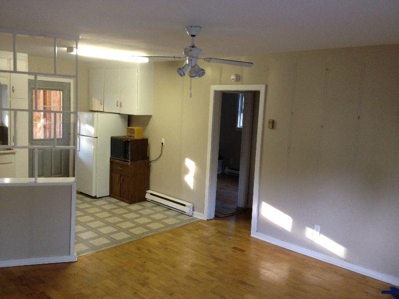 2 bedroom 195 Brookside Drive in a 4 unit