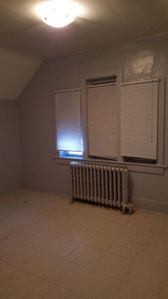 2 BR $780 all in!