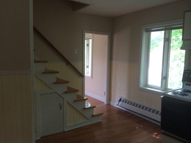 Apartment 2 Bedroom 650$/month