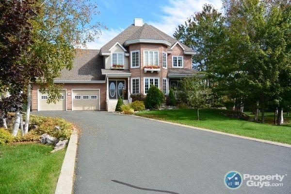 5 bed property for sale in Beresford, NB