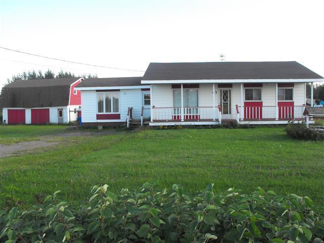 PRIX RÉDUIT: $ 59,500 Bungalow situé sur l'île Miscou