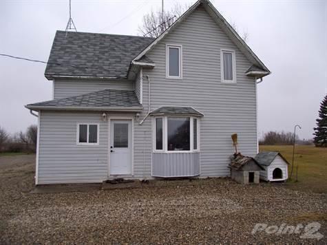 Homes for Sale in Moosomin, Saskatchewan $260,000