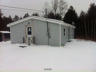 4 Bedroom Country Home Near St Stephen NB-- Needs TLC