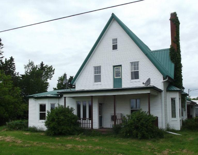 Farmhouse and land at Upper Cape