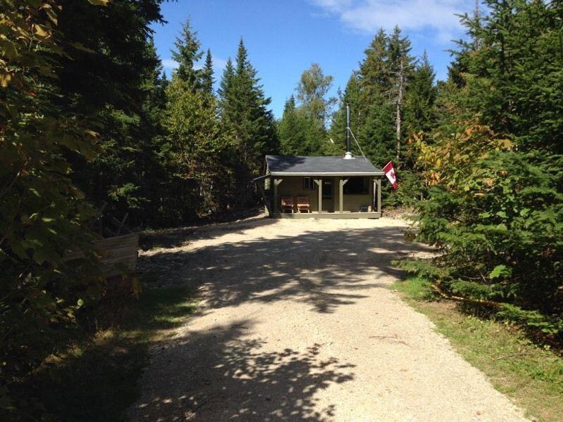 Traditional Hunting Camp / Cabin Near Fundy Park