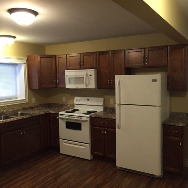 ROOM FOR RENT - PET FRIENDLY - RENOVATED - MARCH 1ST, 2016