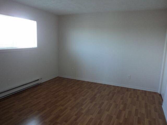 ROOMMATE WANTED MARCH 1ST $367.50 UTILITIES INCLUDED