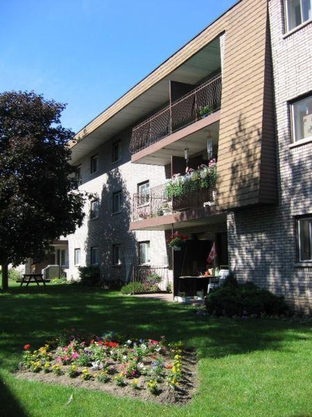$1090 / 2br - AN IDEAL MATURE TENANT BUILDING IN CAMPBELLFORD