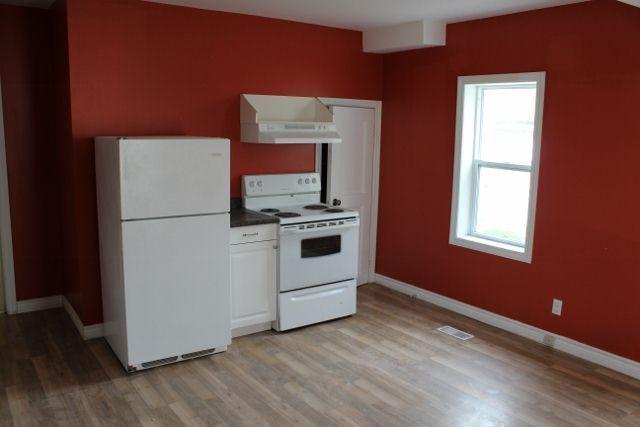2 bedroom apartment close to downtown