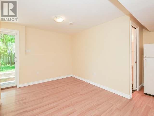 Bright + Spacious 2 Bedroom Apartment in a Prime Location!