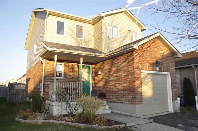 Beautiful 3 Bedroom 2 storey home in the southend of Fergus