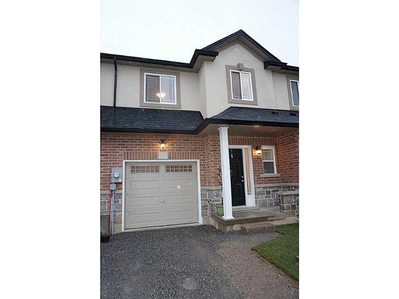 Absolutely NEW 3 bdrm townhouse near  airport