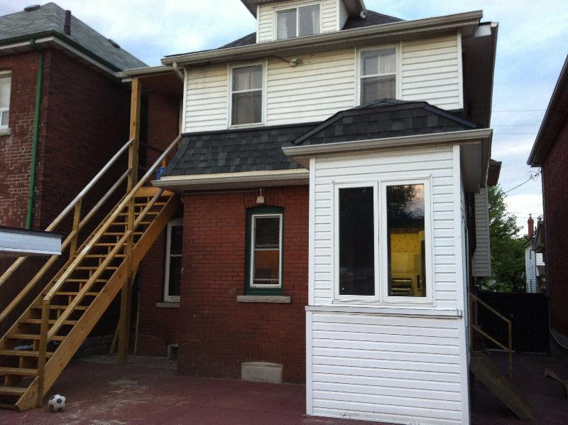 Large and spacious close to trendy Ottawa ST