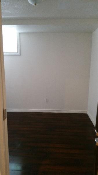 Room for rent. Basement