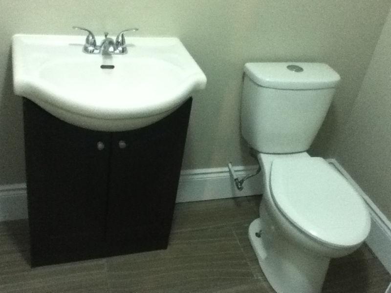 DOWNTOWN NEWLY RENOVATED 1 BEDROOM!!!!