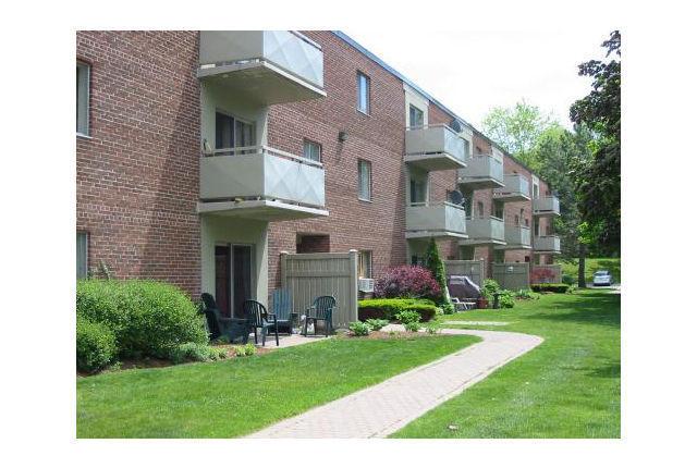1 Bdrm available at 366-368 Oxford Street West,