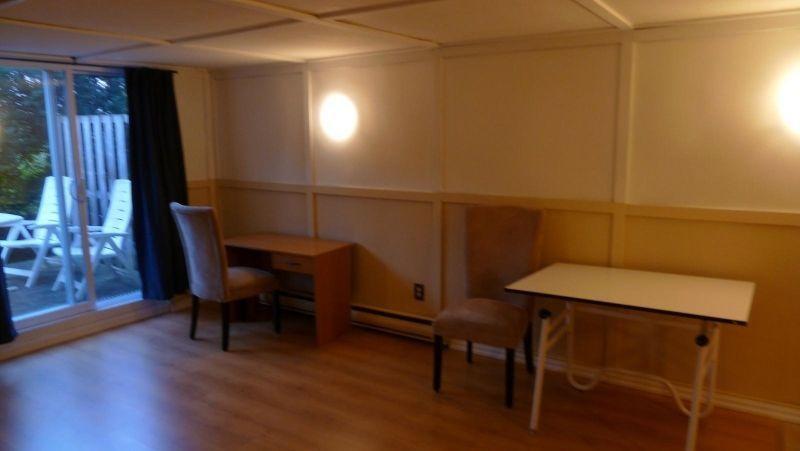 May 01: UWO - All Inclusive, One Bedroom apartment, free WiFi