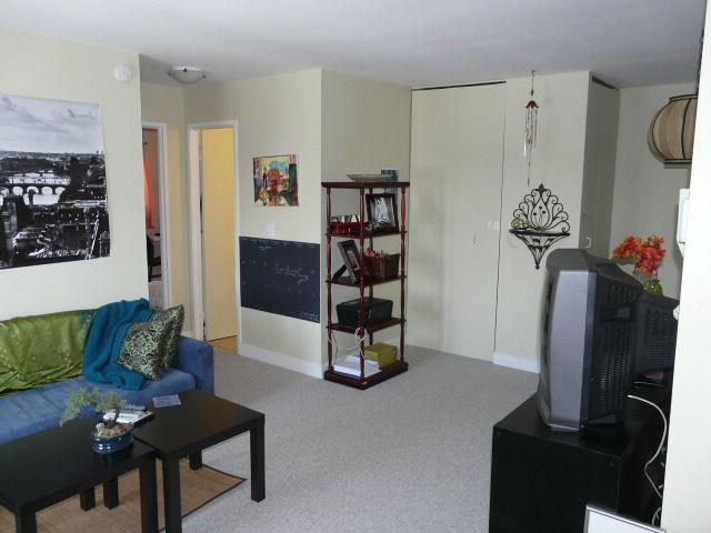 May 1st Downtown All Inclusive 2 Bdrm Apt @ 57 Colborne Street