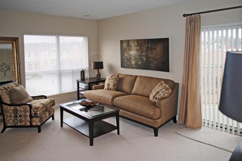 Centrally located in the downtown core, luxury living!