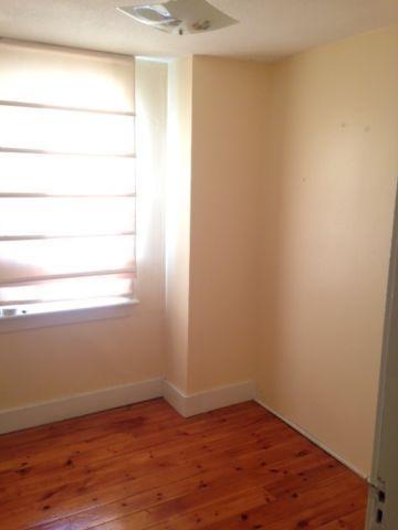 3 Beds Student Apartment For Rent- 620 Victoria Street