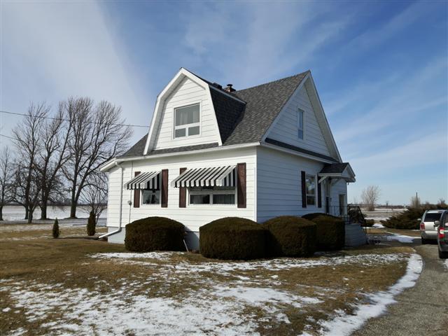 Great Country Home - 1931 Mersea Rd B - $119,900