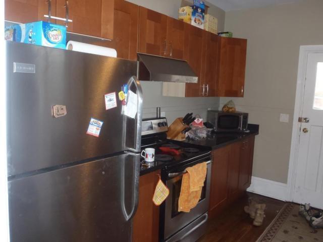 4 Bedroom Student House- For Rent @565 Princess St