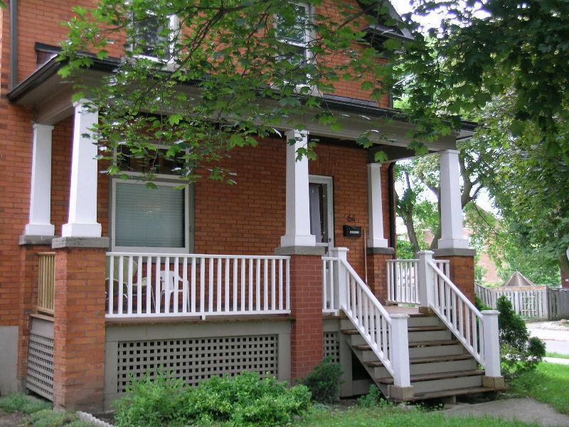 TWO ROOMS IN BEAUTIFUL HOME IN UPTOWN WATERLOO