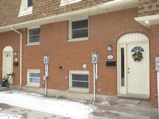 White Oaks Two Bedroom Townhome!