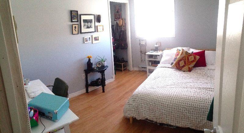 ROOM SUBLET MAY 1ST - AUG 30TH PAUL STREET!